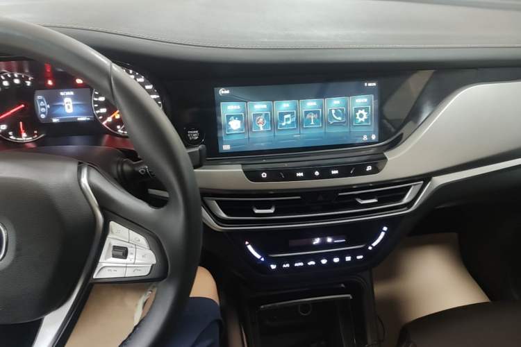Used CHANGAN CS35PLUS 2018 1.6L Manual Changlian Edition China V Standard Audio And AC Panel