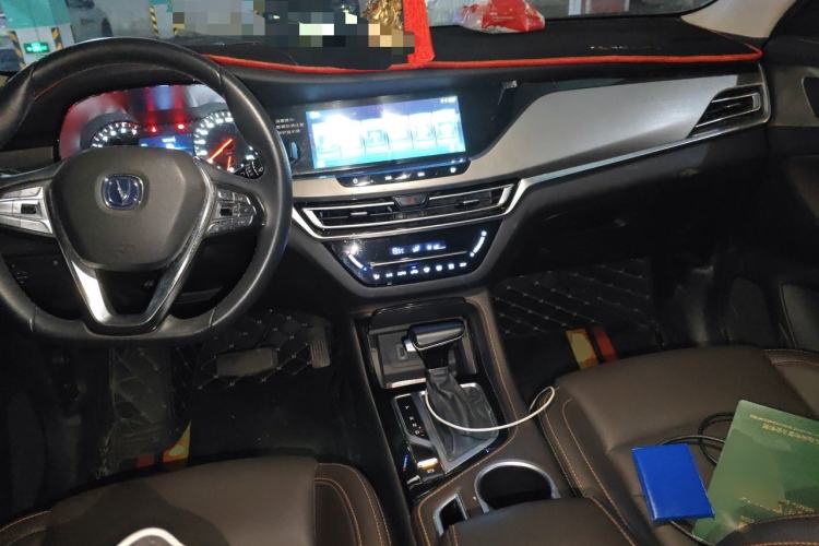 Used CHANGAN CS35PLUS 2018 1.6L Automatic Changlian Edition China V Standard Center Console