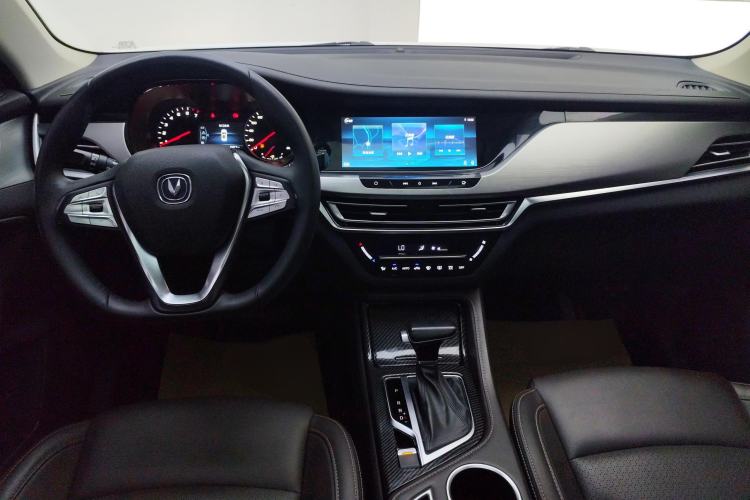 Used CHANGAN CS35PLUS 2018 1.6L Automatic Changlian Edition China V Standard Center Console
