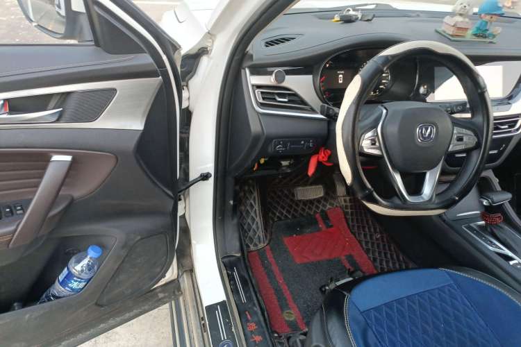 Used CHANGAN CS35PLUS 2018 1.6L Automatic Changlian Edition China V Standard Driver Seat