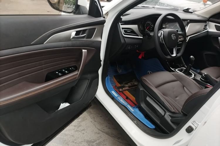 Used CHANGAN CS35PLUS 2018 1.6L Manual Changlian Edition China V Standard Driver Seat