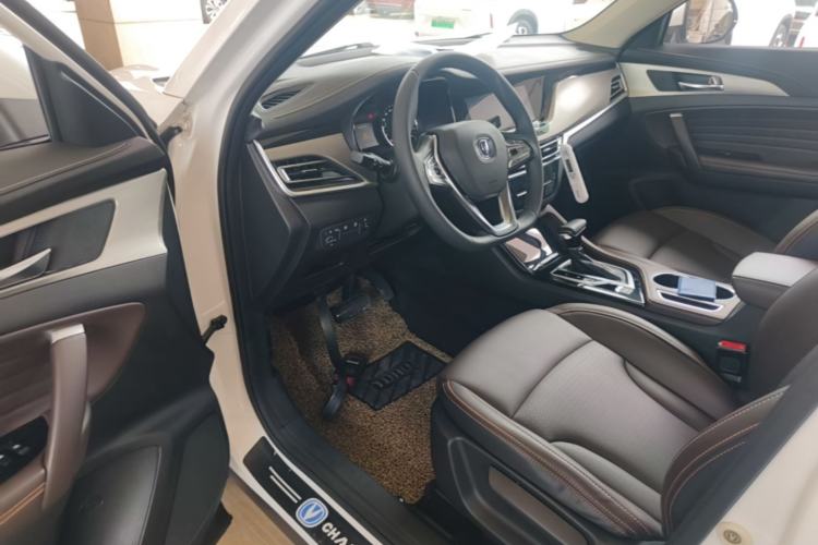 Used CHANGAN CS35PLUS 2018 1.6L Automatic Coolline Version China V Standard Driver Seat