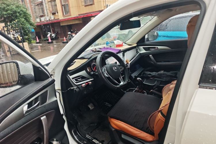 Used CHANGAN CS35PLUS 2018 1.6L Manual Changlian Edition China V Standard Driver Seat