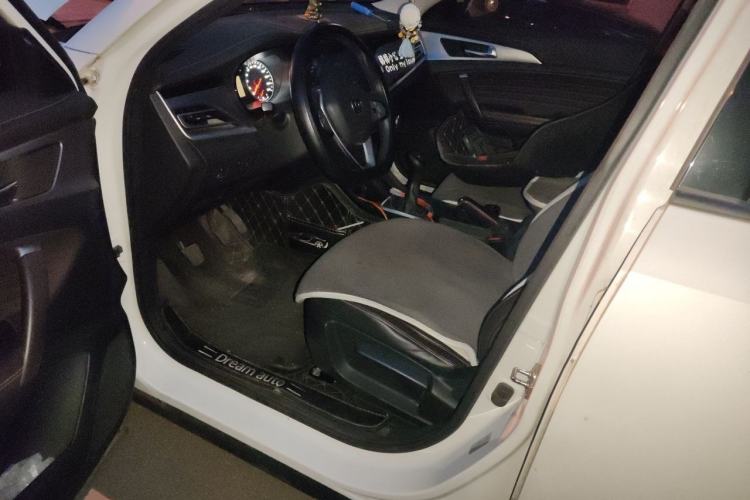 Used CHANGAN CS35PLUS 2018 1.6L Manual Changlian Edition China V Standard Driver Seat
