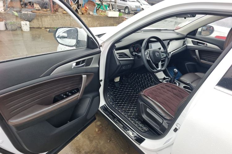 Used CHANGAN CS35PLUS 2018 1.6L Manual Changlian Edition China V Standard Driver Seat