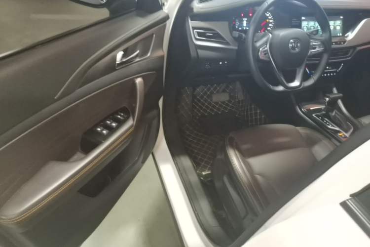 Used CHANGAN CS35PLUS 2018 1.6L Automatic Changlian Edition China V Standard Driver Seat