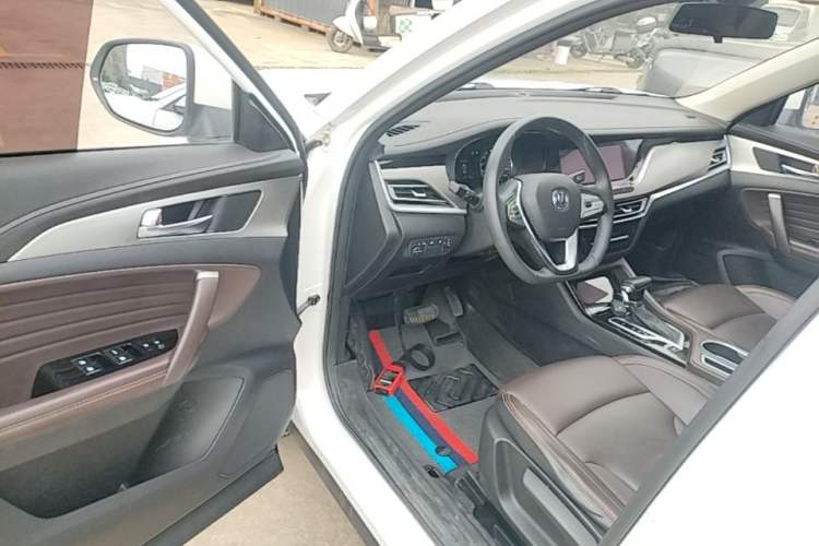 Used CHANGAN CS35PLUS 2018 1.6L Automatic Coolline Version China V Standard Driver Seat