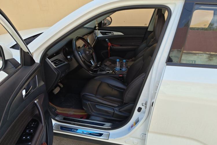Used CHANGAN CS35PLUS 2018 1.6L Automatic Changlian Edition China V Standard Driver Seat