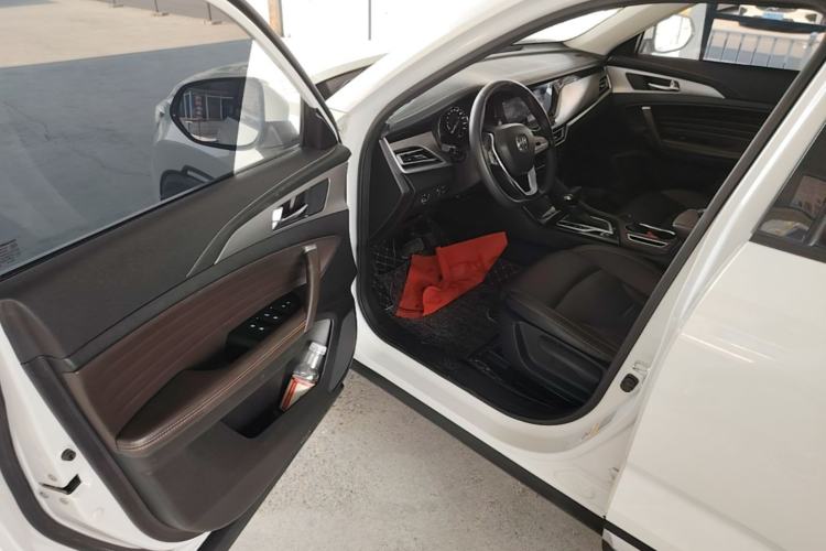 Used CHANGAN CS35PLUS 2018 1.6L Automatic Changlian Edition China V Standard Driver Seat
