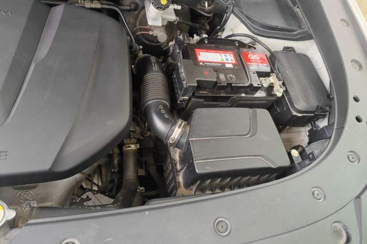Used CHANGAN CS35PLUS 2018 1.6L Manual Cool Edition China V Standard Engine Bay Left