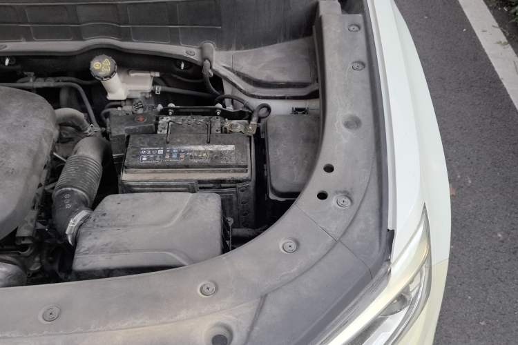 Used CHANGAN CS35PLUS 2018 1.6L Manual Changlian Edition China V Standard Engine Bay Left