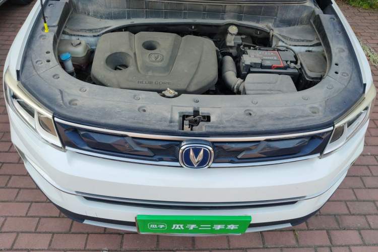 Used CHANGAN CS35PLUS 2018 1.6L Manual Cool Edition China V Standard Engine Bay