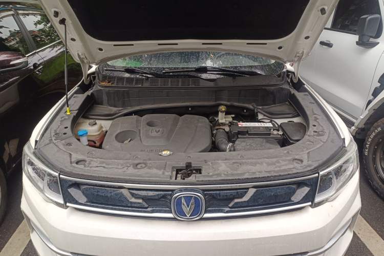 Used CHANGAN CS35PLUS 2018 1.6L Automatic Coolline Version China V Standard Engine Bay