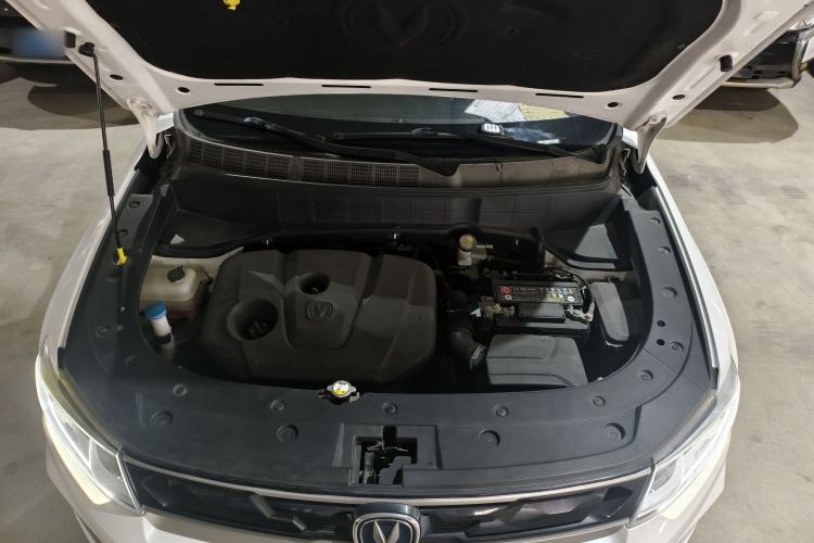 Used CHANGAN CS35PLUS 2018 1.6L Manual Cool Edition China V Standard Engine Bay