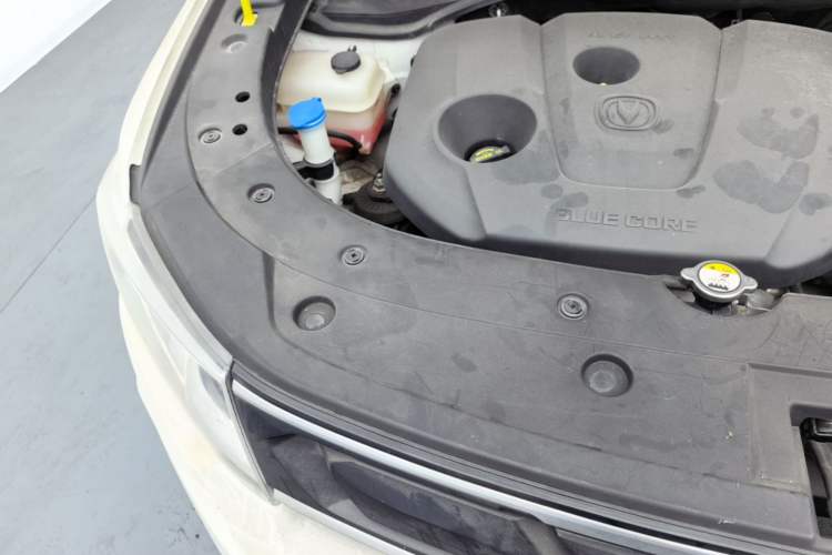 Used CHANGAN CS35PLUS 2018 1.6L Automatic Changlian Edition China V Standard Engine Bay Right