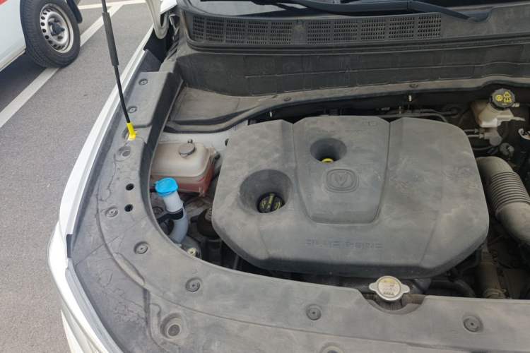 Used CHANGAN CS35PLUS 2018 1.6L Automatic Smart Connect Version China V Standard Engine Bay Right