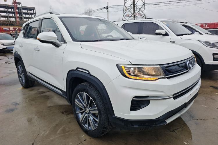 Used CHANGAN CS35PLUS 2018 1.6L Manual Changlian Edition China V Standard Front Right 45 Deg