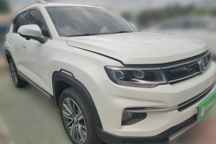 Used CHANGAN CS35PLUS 2018 1.6L Manual Cool Edition China V Standard Front Right 45 Deg