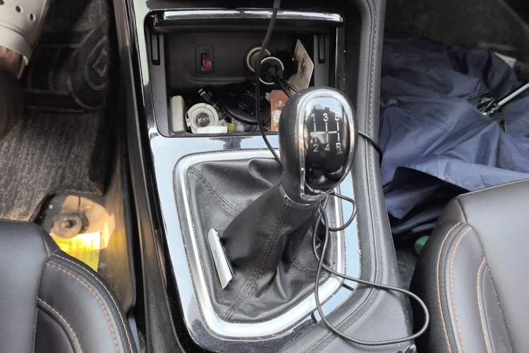 Used CHANGAN CS35PLUS 2018 1.6L Manual Changlian Edition China V Standard Gear Lever