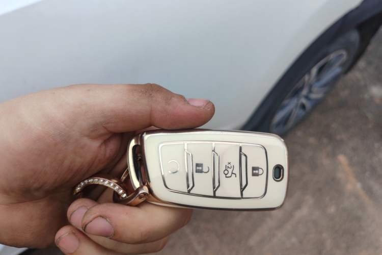 Used CHANGAN CS35PLUS 2018 1.6L Automatic Smart Connect Version China V Standard Interior 1