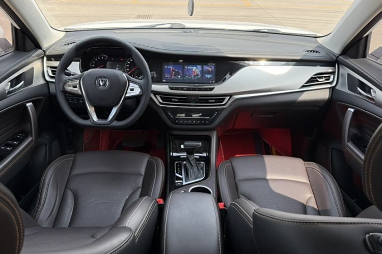 Used CHANGAN CS35PLUS 2018 1.6L Automatic Coolline Version China V Standard Interior 1