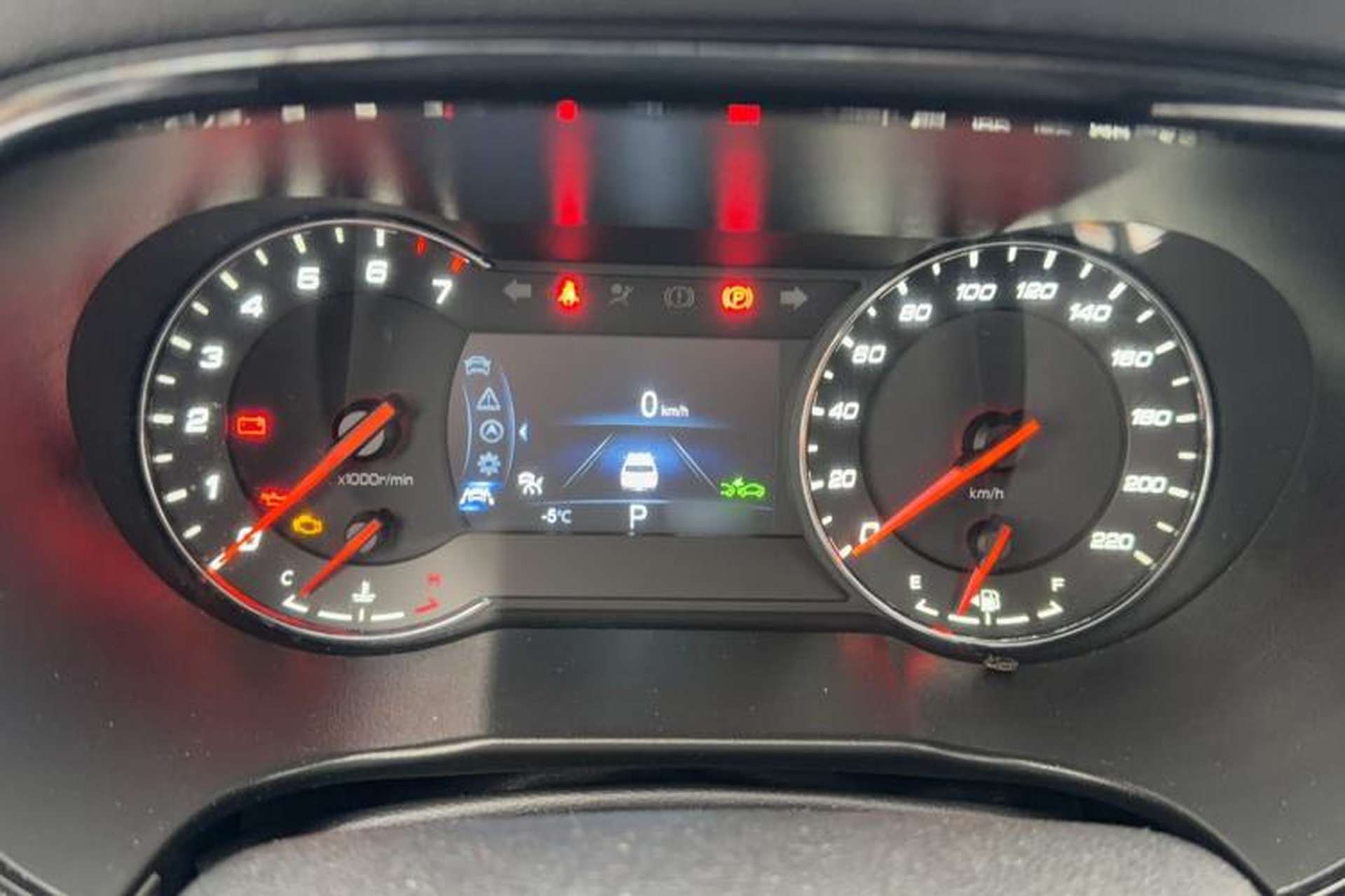 Used CHANGAN CS35PLUS 2018 1.6L Automatic Coolline Version China V Standard Interior 9