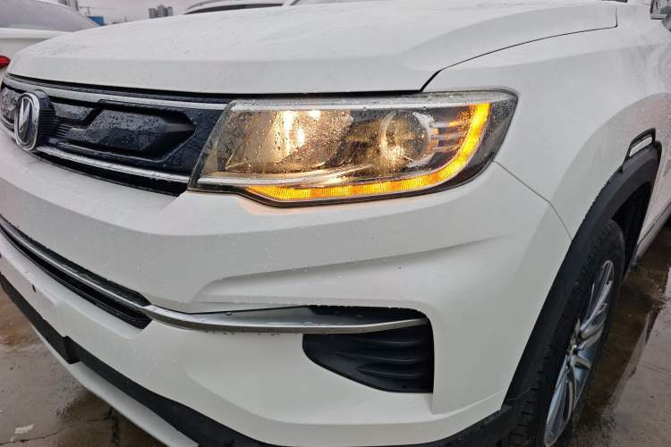 Used CHANGAN CS35PLUS 2018 1.6L Manual Changlian Edition China V Standard Left Front Headlight