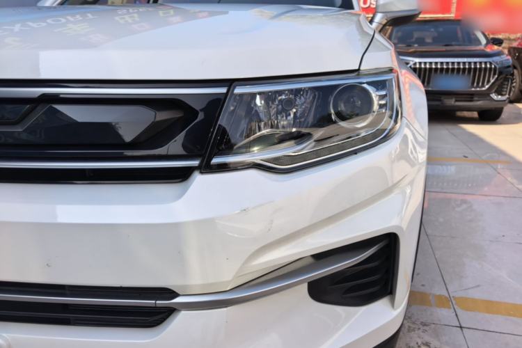 Used CHANGAN CS35PLUS 2018 1.6L Manual Changlian Edition China V Standard Left Front Headlight