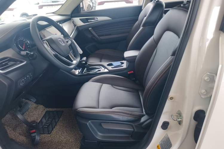 Used CHANGAN CS35PLUS 2018 1.6L Automatic Coolline Version China V Standard Left Front Seat