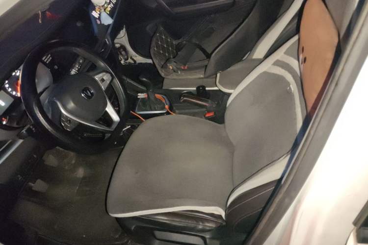 Used CHANGAN CS35PLUS 2018 1.6L Manual Changlian Edition China V Standard Left Front Seat