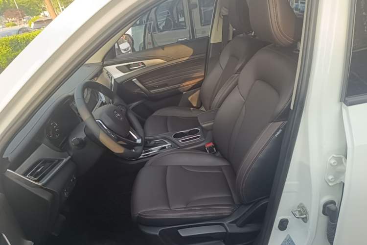 Used CHANGAN CS35PLUS 2018 1.6L Automatic Changlian Edition China V Standard Left Front Seat