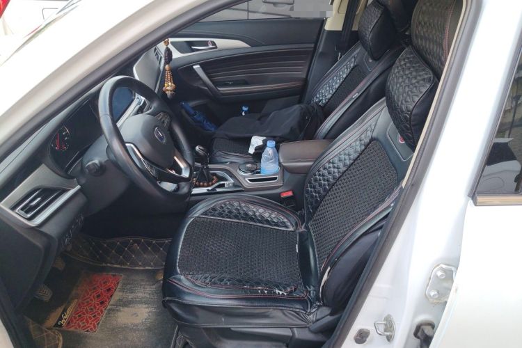 Used CHANGAN CS35PLUS 2018 1.6L Manual Cool Edition China V Standard Left Front Seat