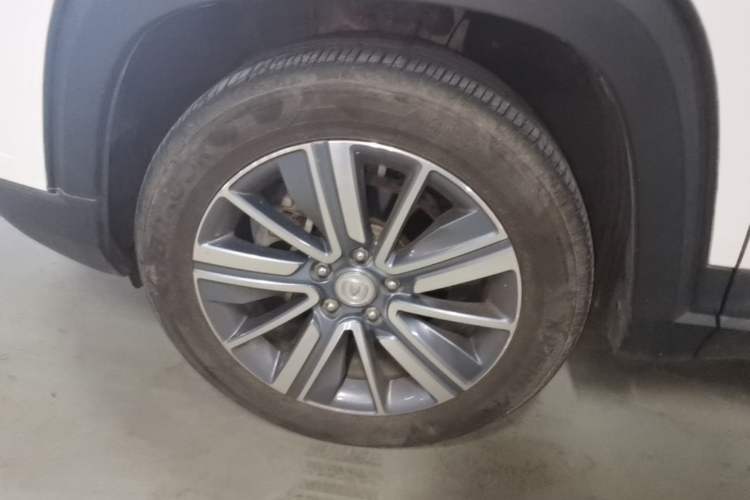 Used CHANGAN CS35PLUS 2018 1.6L Automatic Changlian Edition China V Standard Left Front Wheel Hub