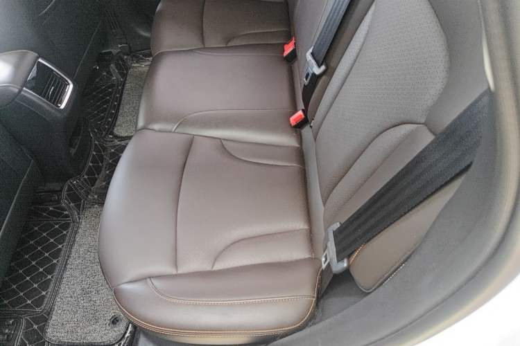 Used CHANGAN CS35PLUS 2018 1.6L Manual Cool Edition China V Standard Left Rear Seat