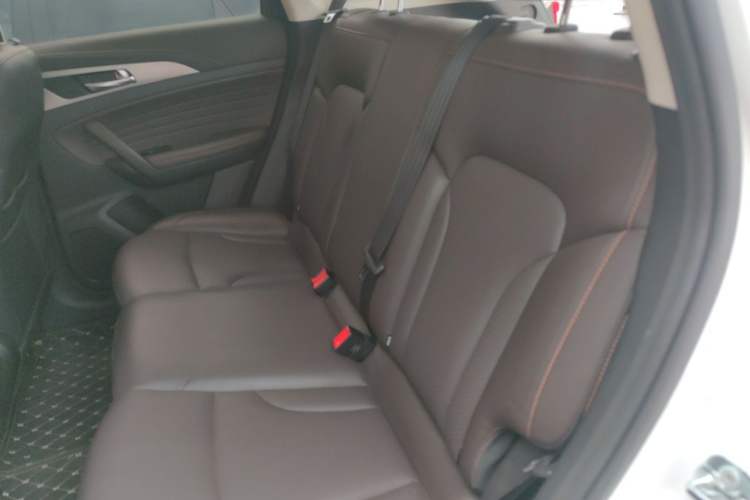 Used CHANGAN CS35PLUS 2018 1.6L Manual Cool Edition China V Standard Left Rear Seat