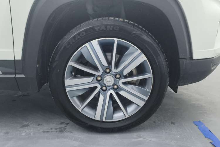 Used CHANGAN CS35PLUS 2018 1.6L Manual Cool Edition China V Standard Left Rear Wheel Hub