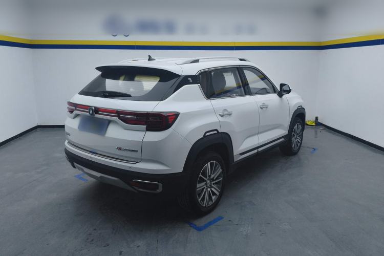 Used CHANGAN CS35PLUS 2018 1.6L Manual Cool Edition China V Standard Rear Right 45 Deg