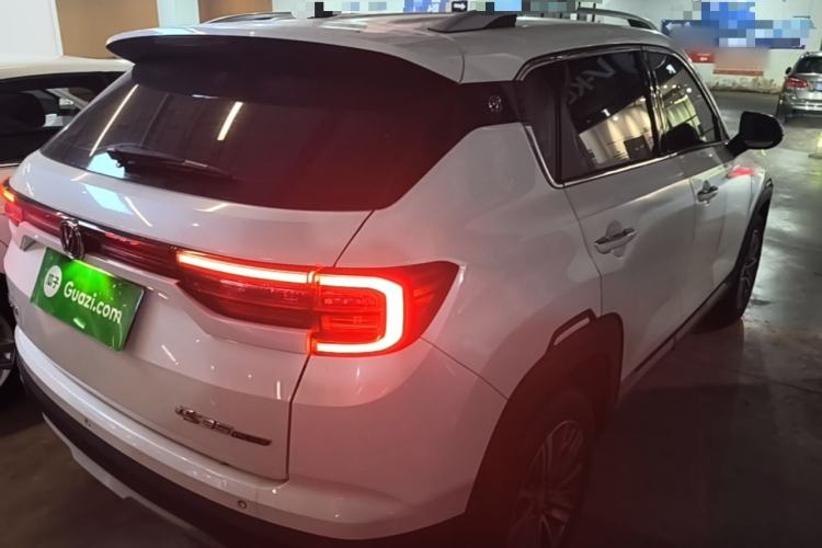 Used CHANGAN CS35PLUS 2018 1.6L Manual Cool Edition China V Standard Rear Right 45 Deg