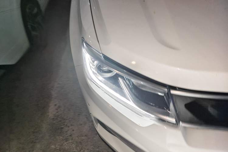 Used CHANGAN CS35PLUS 2018 1.6L Automatic Changlian Edition China V Standard Right Front Headlight