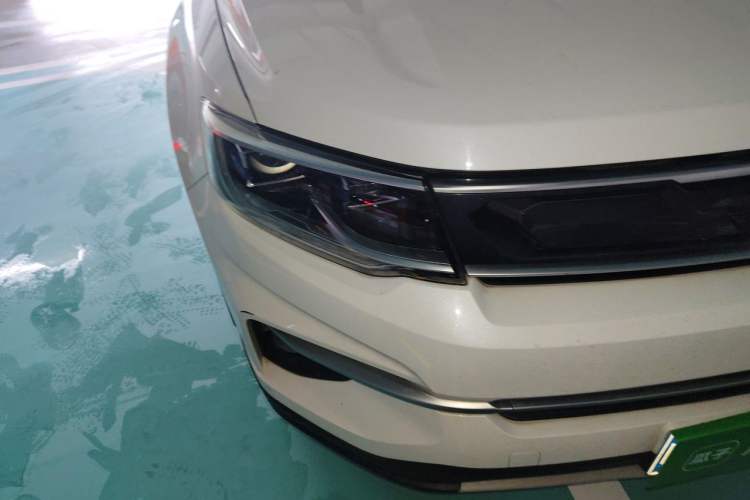 Used CHANGAN CS35PLUS 2018 1.6L Automatic Coolline Version China V Standard Right Front Headlight