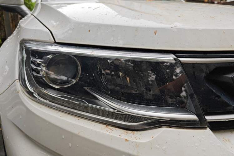 Used CHANGAN CS35PLUS 2018 1.6L Automatic Changlian Edition China V Standard Right Front Headlight
