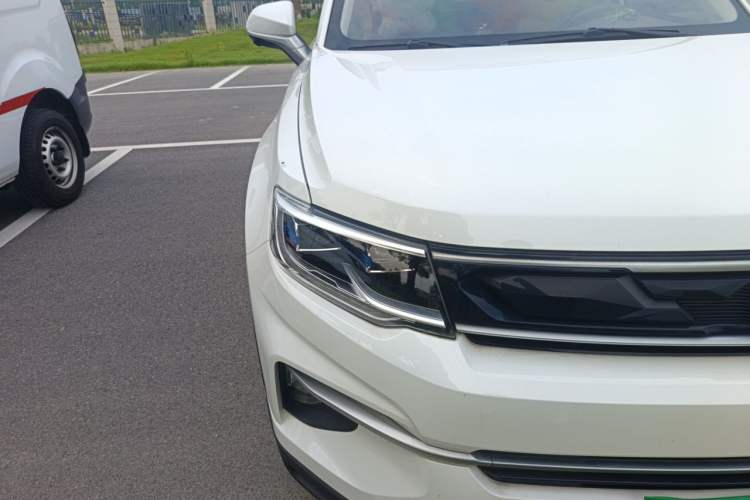 Used CHANGAN CS35PLUS 2018 1.6L Automatic Smart Connect Version China V Standard Right Front Headlight