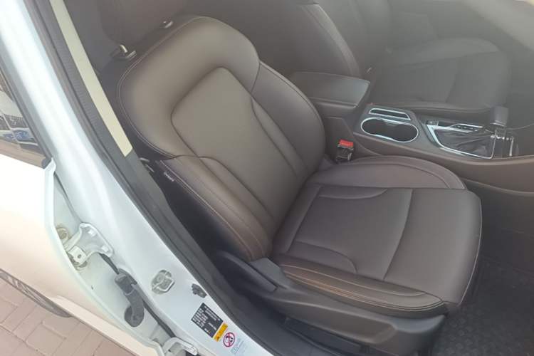 Used CHANGAN CS35PLUS 2018 1.6L Automatic Changlian Edition China V Standard Right Front Seat