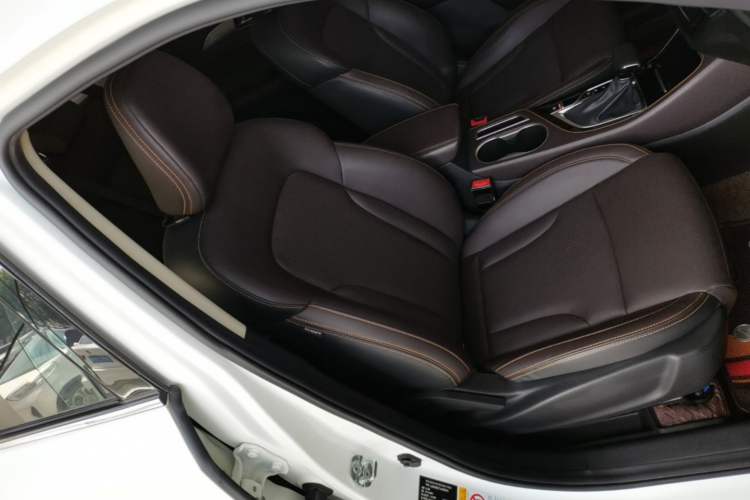 Used CHANGAN CS35PLUS 2018 1.6L Automatic Coolline Version China V Standard Right Front Seat