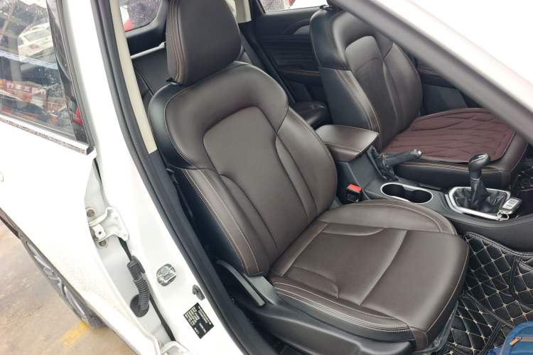 Used CHANGAN CS35PLUS 2018 1.6L Manual Changlian Edition China V Standard Right Front Seat