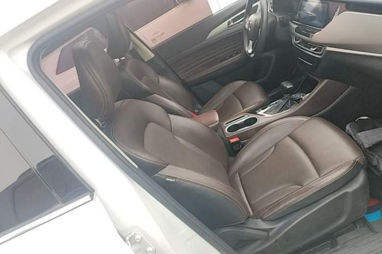 Used CHANGAN CS35PLUS 2018 1.6L Automatic Coolline Version China V Standard Right Front Seat