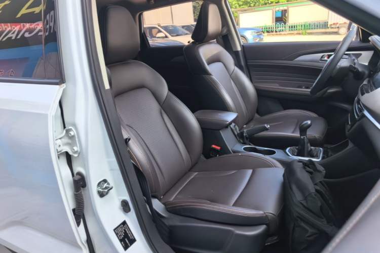 Used CHANGAN CS35PLUS 2018 1.6L Manual Changlian Edition China V Standard Right Front Seat