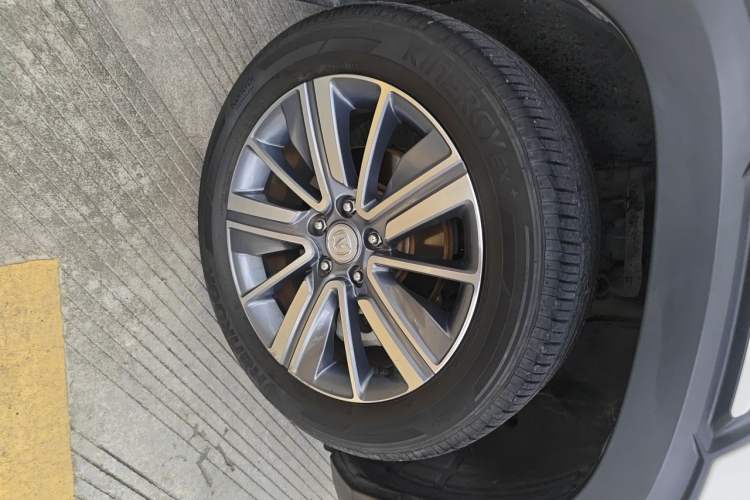 Used CHANGAN CS35PLUS 2018 1.6L Manual Cool Edition China V Standard Right Front Wheel Hub