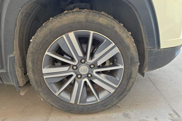 Used CHANGAN CS35PLUS 2018 1.6L Automatic Changlian Edition China V Standard Right Front Wheel Hub