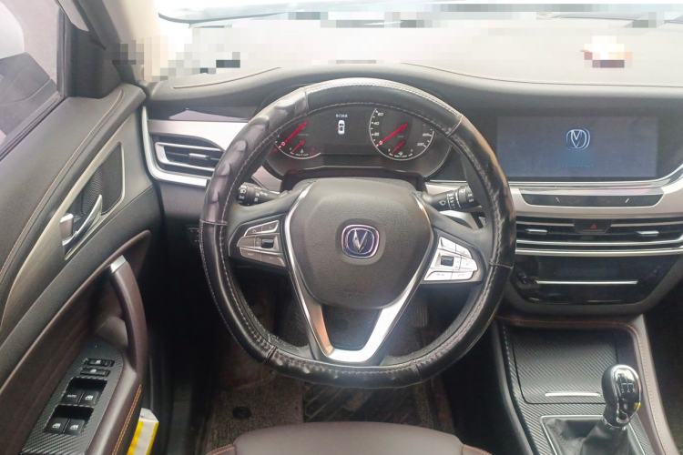 Used CHANGAN CS35PLUS 2018 1.6L Manual Cool Edition China V Standard Steering Wheel
